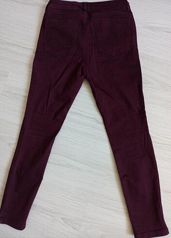 32 Beden Bordo lycralı pantolon