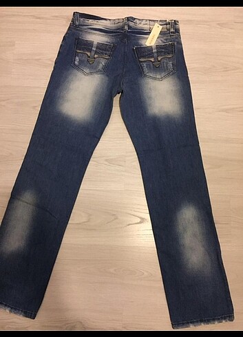 30 Beden mavi Renk Diesel jeans pantolon ( W 30 - L 34 )