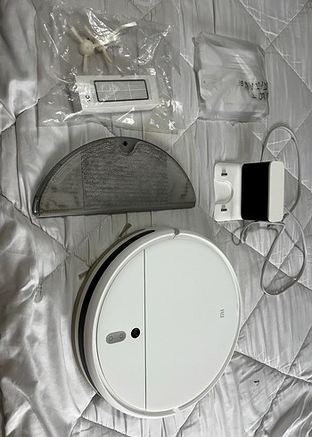 Mİ Vacuum-Mop Robot Süpürge Seti