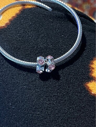 Beden 2 li Charm