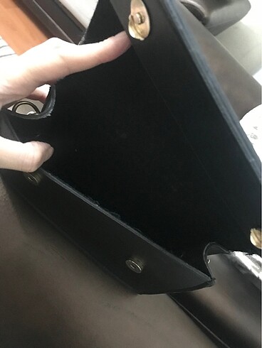 Siyah çanta - Görsel 4