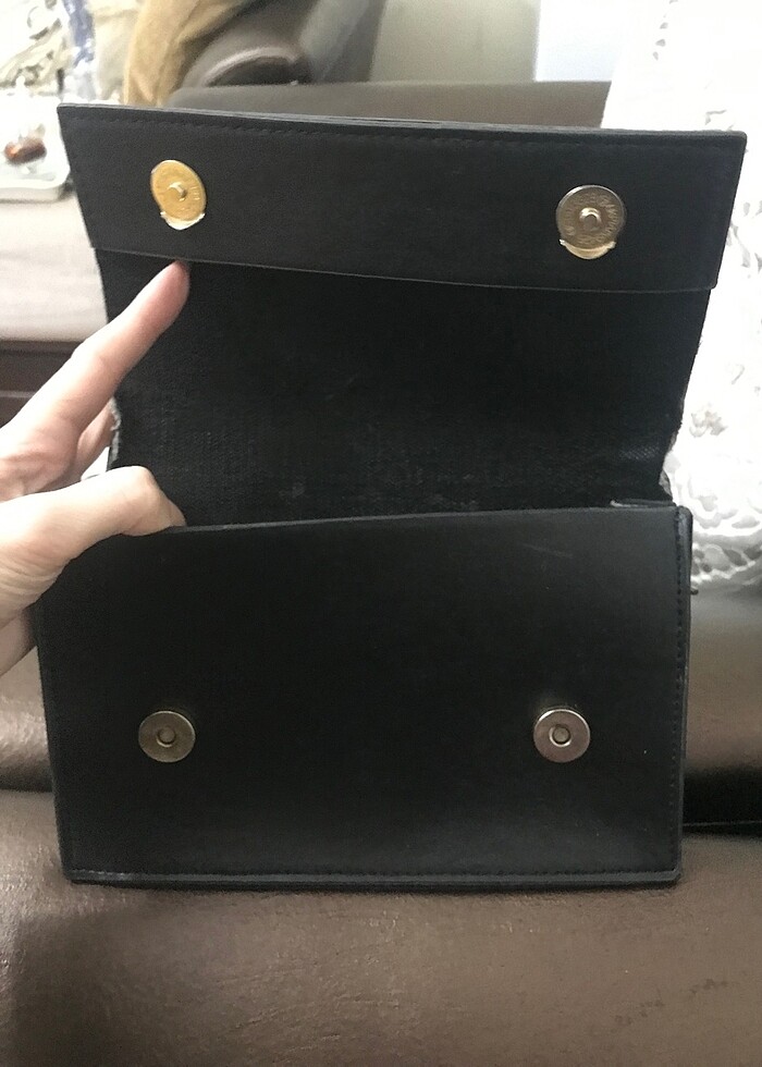 Siyah çanta - Görsel 3