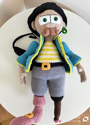  Beden Amigurumi Korsan Oyuncak 