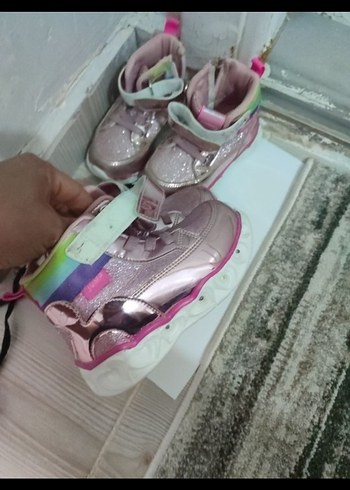 Kız Çocuk Pembe Cırt Cırtlı Spor Ayakkabı - Görsel 2