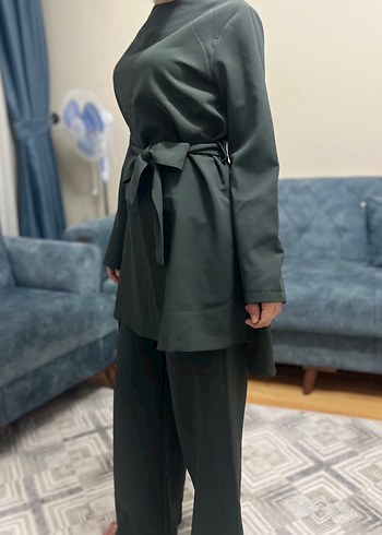 Seyyar Kemerli Uzun Kollu Kadın Takım - Görsel 3