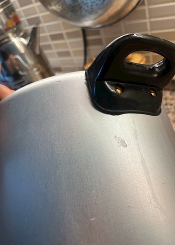 Diğer Eskilerden sayılı kulanıldı çok ğüzel hızlı pişiriyor 7 litre