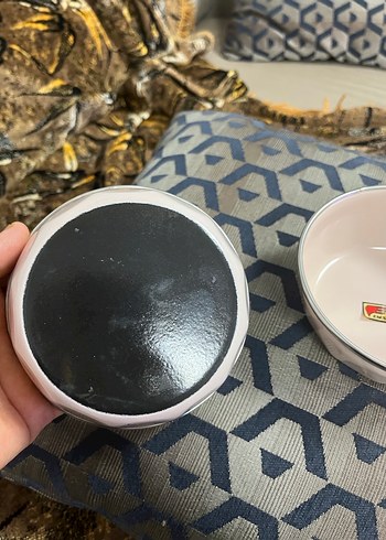 Emsan Emsan ikili kase biri sıfır diğeri az kulanıldı