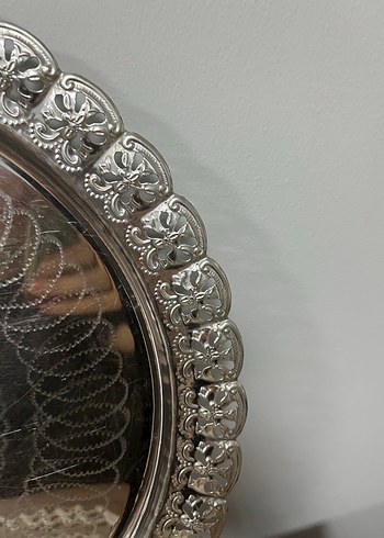 Diğer Oymalı tepsi çok iyi durumda
