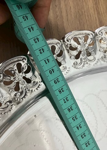 Beden Oymalı tepsi çok iyi durumda