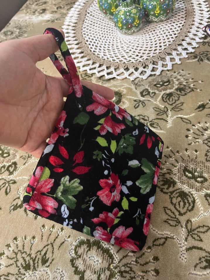 Pazen kumaştan yapılmış tencere tutacağı - Görsel 3