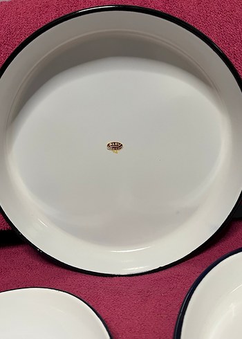 Beyaz Emaye Tabak Seti - Görsel 3
