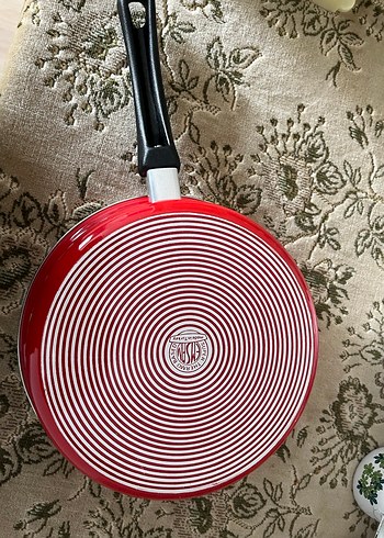 Eskilerden emsan sıfır emaye tava - Görsel 3