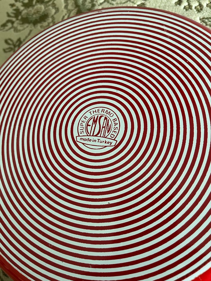 Eskilerden emsan sıfır emaye tava - Görsel 5