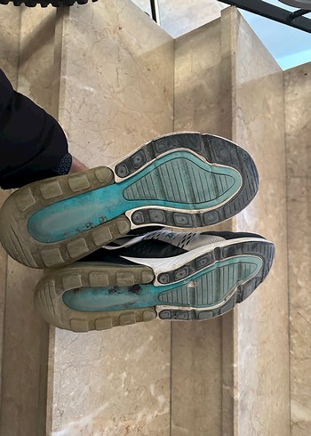 Nike Air Max 270 Erkek Spor Ayakkabı - 2020 - Görsel 4
