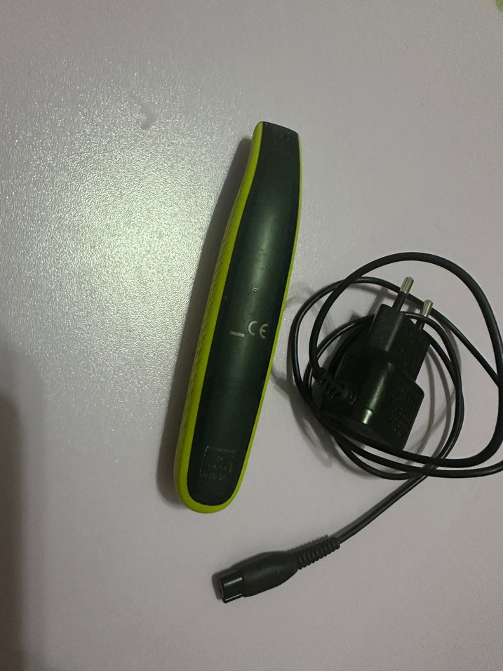 Philips OneBlade Yeşil Tıraş Makinesi - Görsel 2