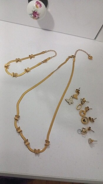 ÇELİK KELEBEK SET (6 ADET KÜPE + KOLYE + BİLEKLİK
