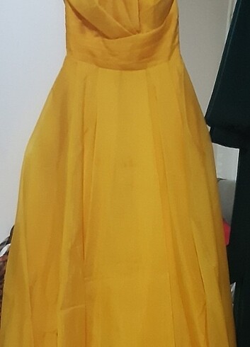 SARI TASARIM ELBİSE 