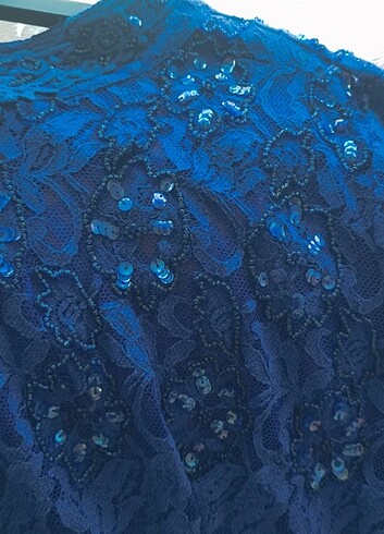 Koyu saks rengi harika dantel bluz. - Görsel 3