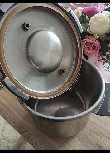 Netlon 6 Lt Düdüklü tencere  - Görsel 2