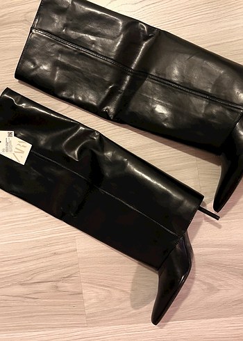 Zara Suni Deri Çizme