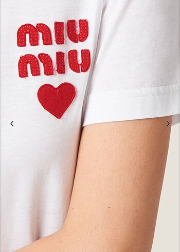 Miu Miu Miu Miu etiketli tişört