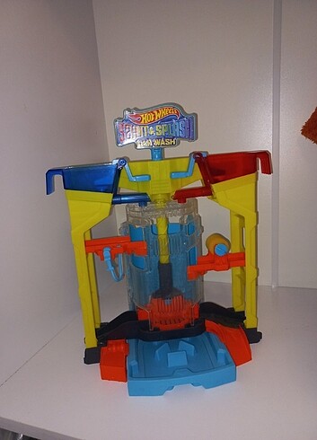Beden Hotwheels araba yıkama
