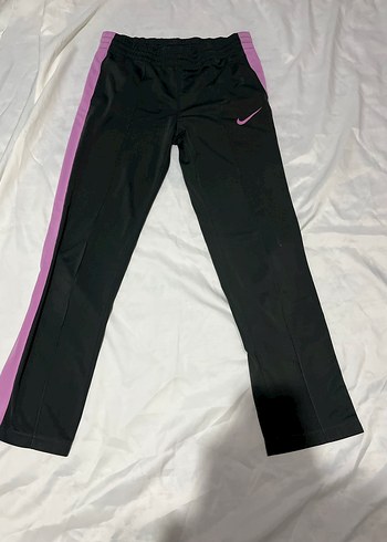 nike m