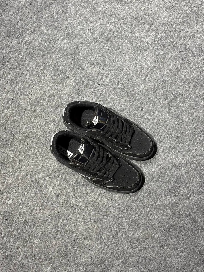 NİKE JORDAN 1 RETRO LOW OG SP TRAVİS SCOTT BLACK PHANTOM - Görsel 3