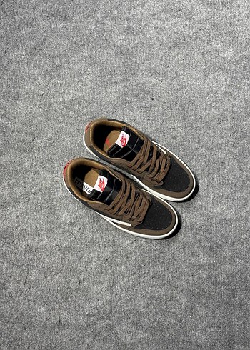 NİKE AIR JORDAN 1 LOW x TRAVİS SCOTT CACTUS JACK - Görsel 2