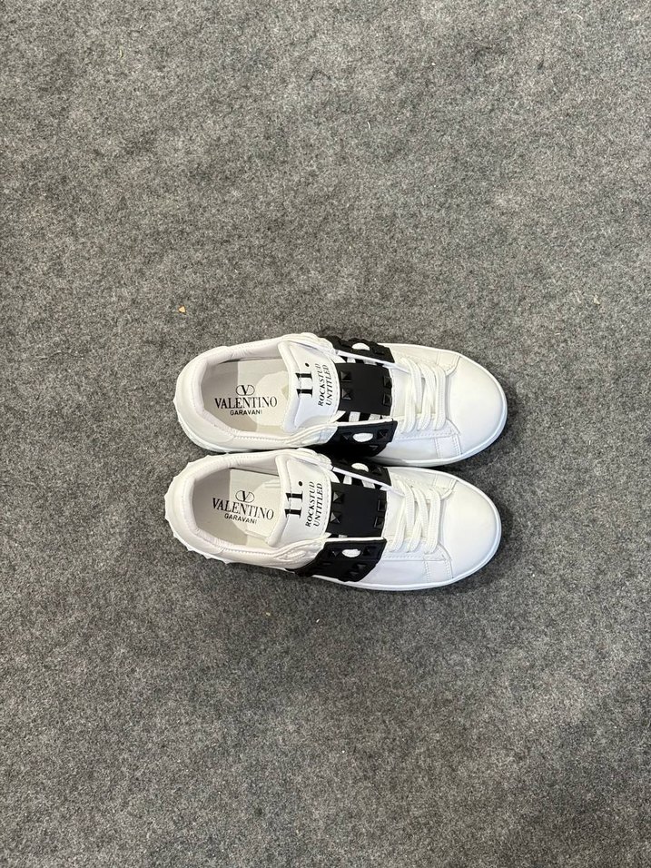 VALENTİNO GARAVANİ ROCKSTUD AYAKKABI - Görsel 2