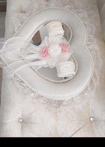 Dantel Detaylı Beyaz Kalp Şekilli Düğün Aksesuarı - Görsel 3