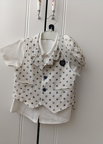 Pamuklu Desenli Erkek Bebek Yelekli Takım - Görsel 4