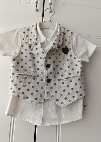 Pamuklu Desenli Erkek Bebek Yelekli Takım - Görsel 2