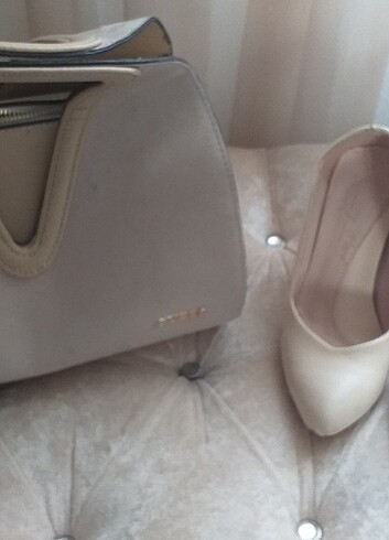 Guess Ayakkabı ve çanta