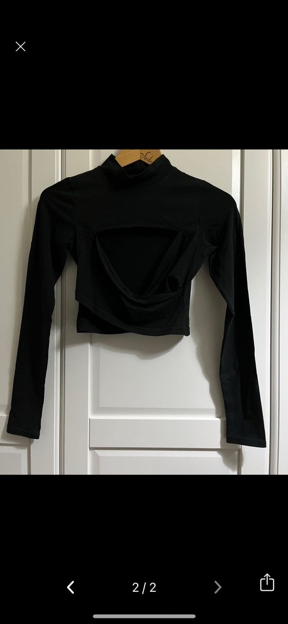 Dik yaka sırt dekolteli bluz - Görsel 2