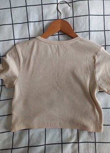 Koton Bej crop