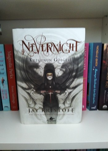 Nevernight: Kuzgunun Gölgsi Romanı