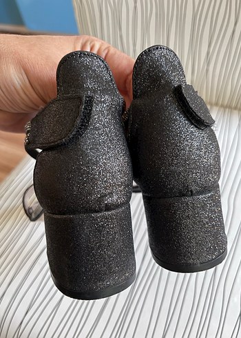 Kilitli Siyah Yılan Desenli Blok Topuklu Ayakkabı - Görsel 3