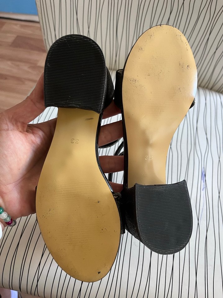 Kilitli Siyah Yılan Desenli Blok Topuklu Ayakkabı - Görsel 4