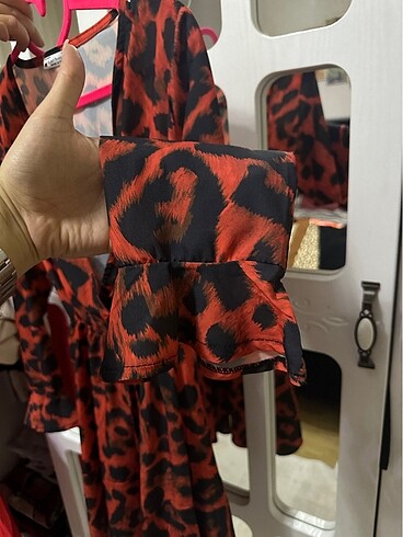 Bershka Kısa elbise