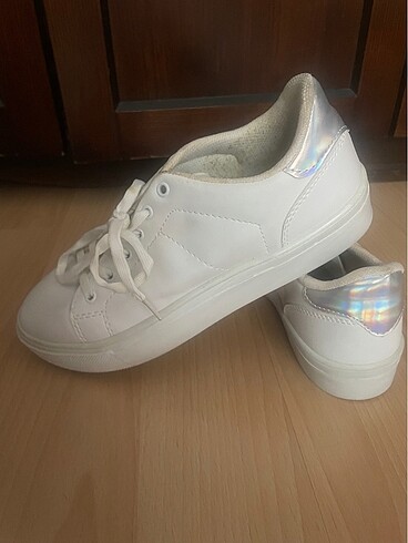 Spor ayakkabı - Görsel 2