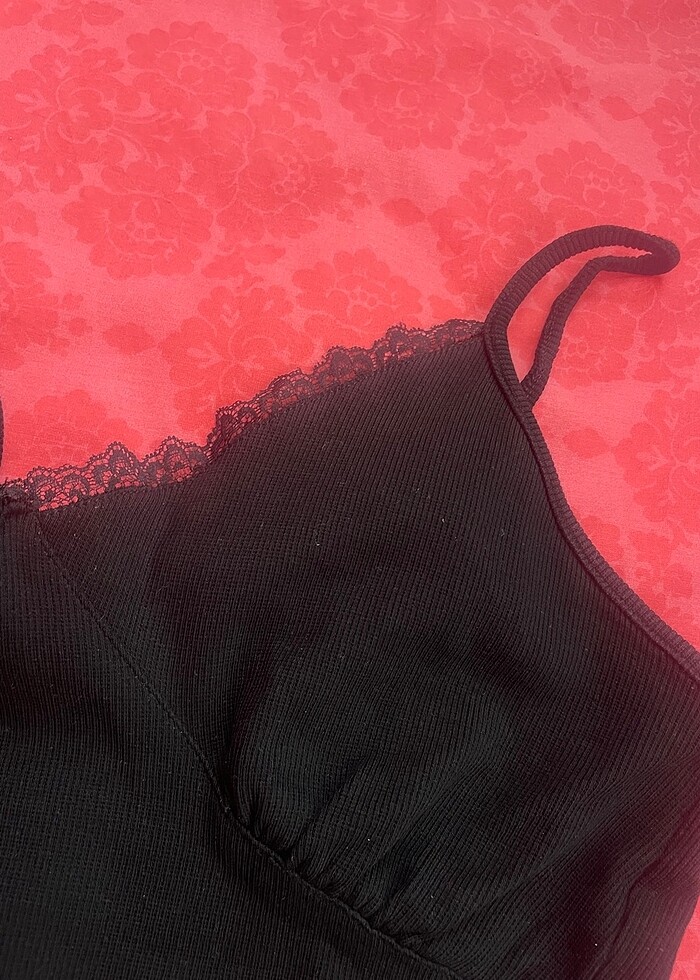 Crop dantelli - Görsel 3