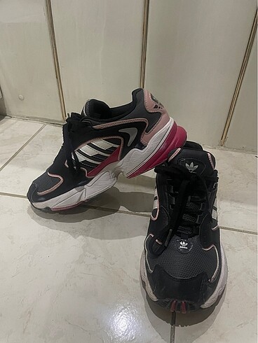 Adidas ayakkabı