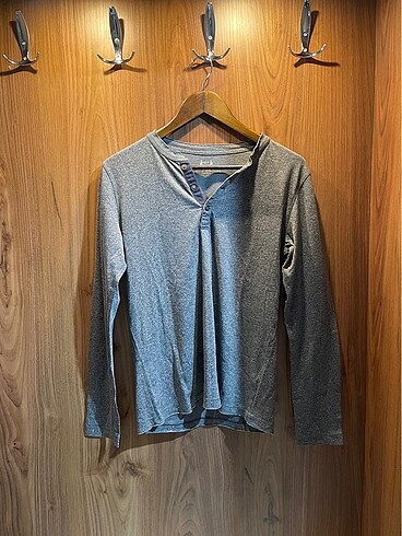 Colin?s t shirt