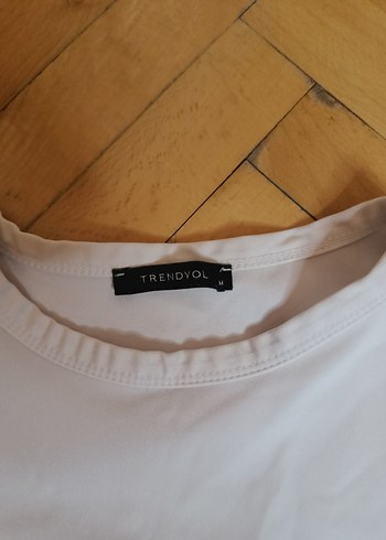 Kadın Beyaz Baskılı Crop Fit Sporcu Üstü