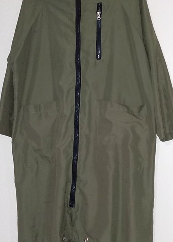 Kapüşonlu Haki Uzun Kadın Yağmurluk - Görsel 2
