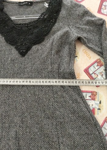 Dantel Detaylı Gri V Yaka Triko Elbise - Görsel 7