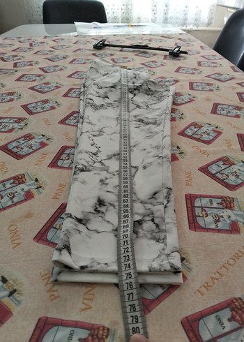 Beyaz Gri Desenli Uzun Kadın Tayt - Görsel 3