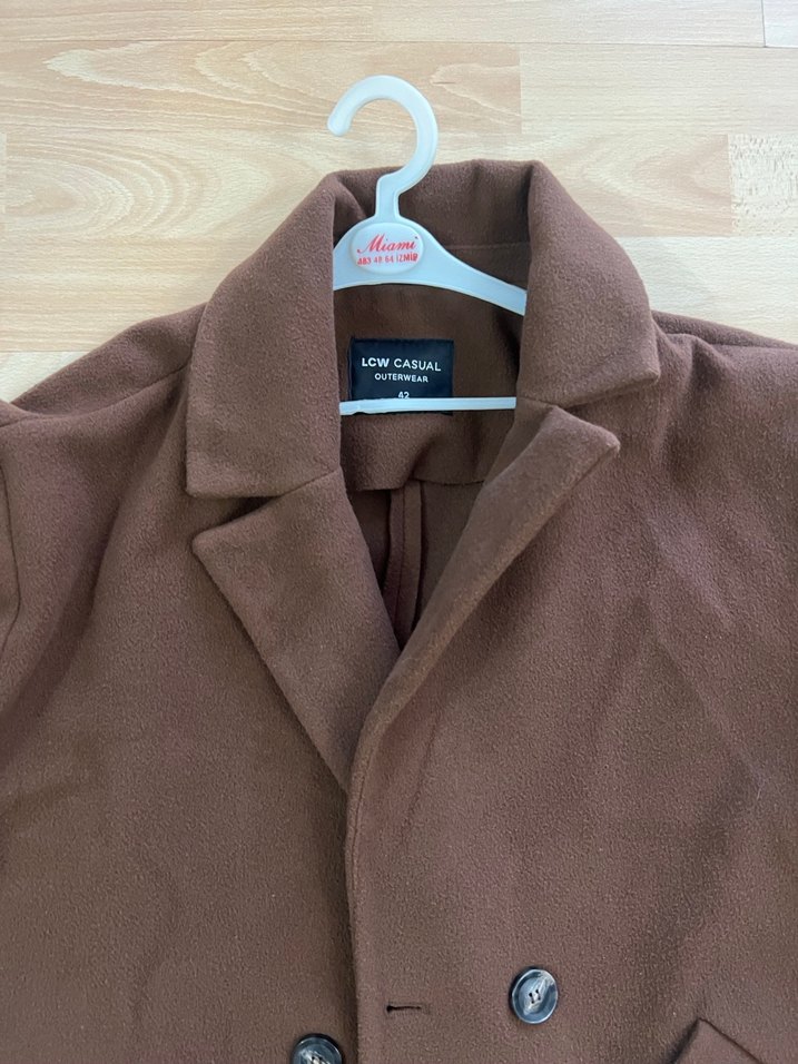 Düğmeli Kahverengi Midi Kadın Kaban - Görsel 3