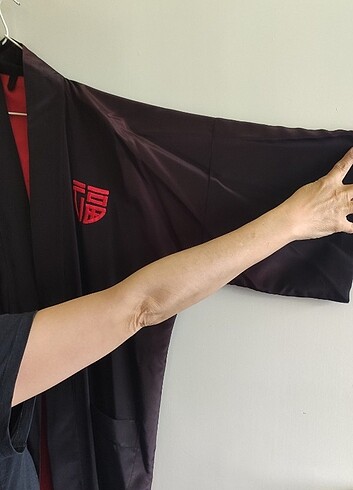 Diğer Siyah kimono